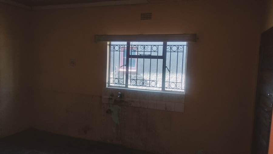 3 Bedroom Property for Sale in Kagisanong Free State
